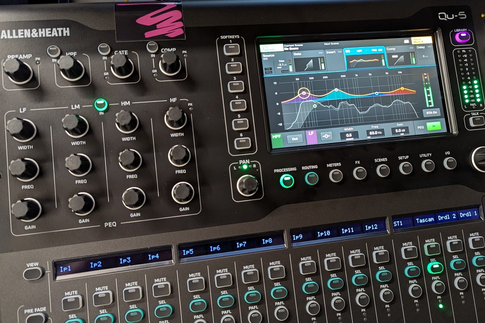 Allen & Heath Qu-5